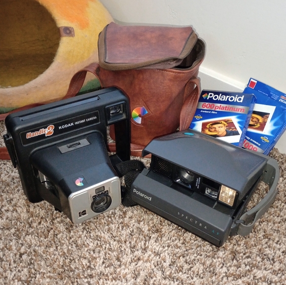Polaroid & Kodak Instant Camera - Picture 1 of 5